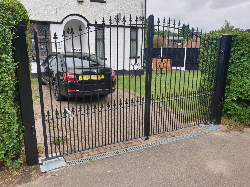 Modern automated gates design
